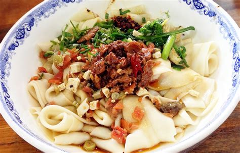 bidaang jabol|Biangbiang noodles .